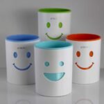 Smiley Face Plastic Pen Holder